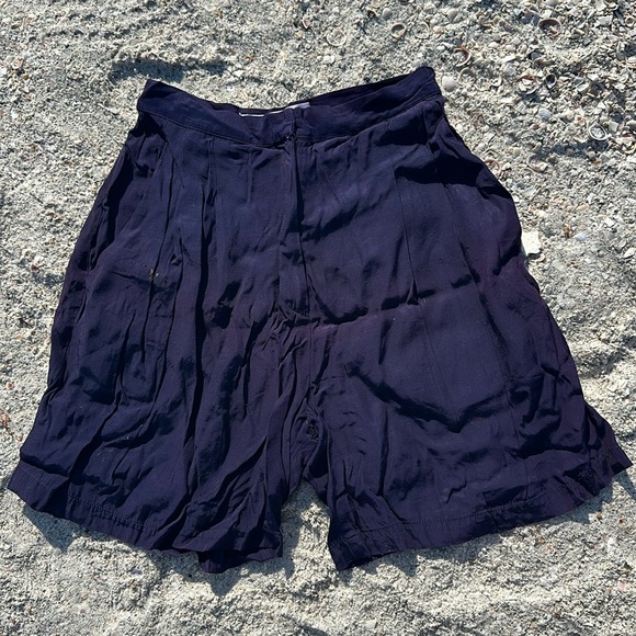 Norma Kamali vintage 1980s Purple shorts.  Very small - Picture 1 of 11